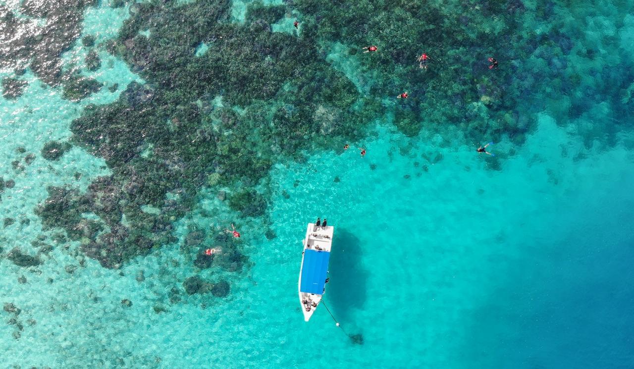 Aman Tioman Beach Resort Kampung Genting Екстериор снимка